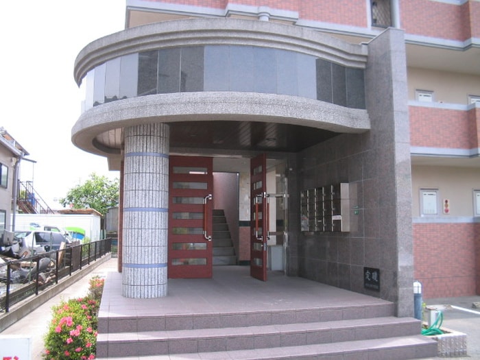 モルティ三田村の物件外観写真