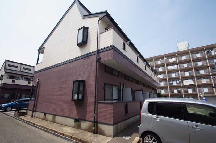 パインコ－トＢの物件外観写真