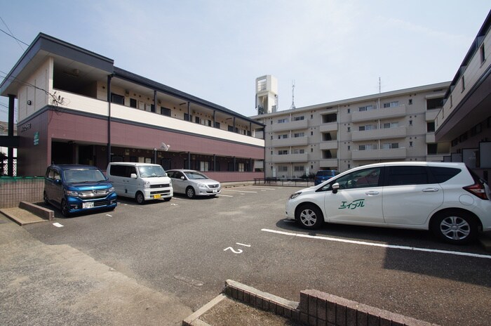 パインコ－トＢの物件外観写真