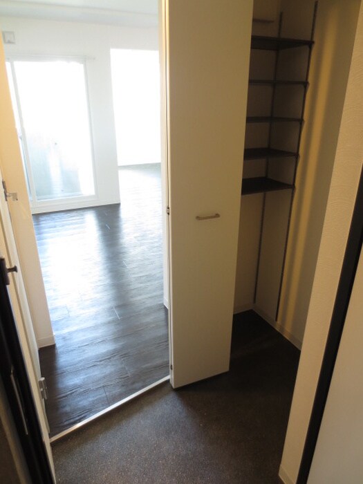 ストークト東区役所前の物件内観写真