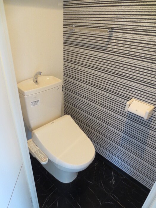 ストークト東区役所前の物件内観写真