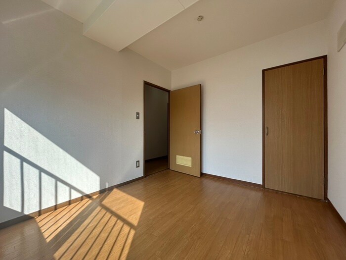 ﾄﾞﾐ-ﾙいけはたの物件内観写真