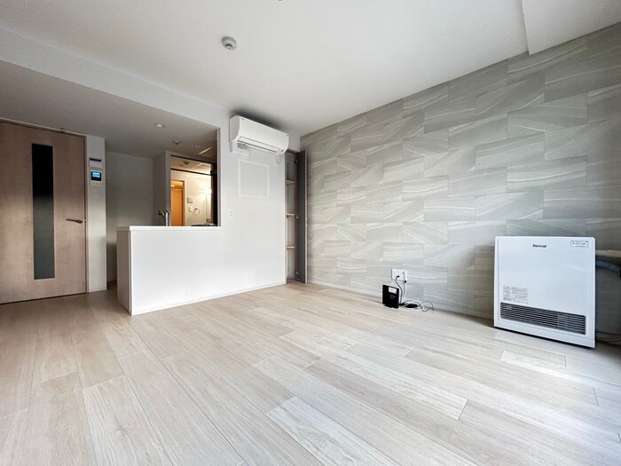 アルファスクエア学園前の物件内観写真