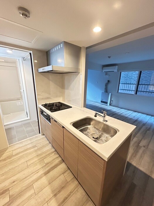 アルファスクエア学園前の物件内観写真