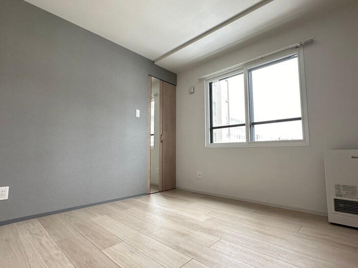 アルファスクエア学園前の物件内観写真