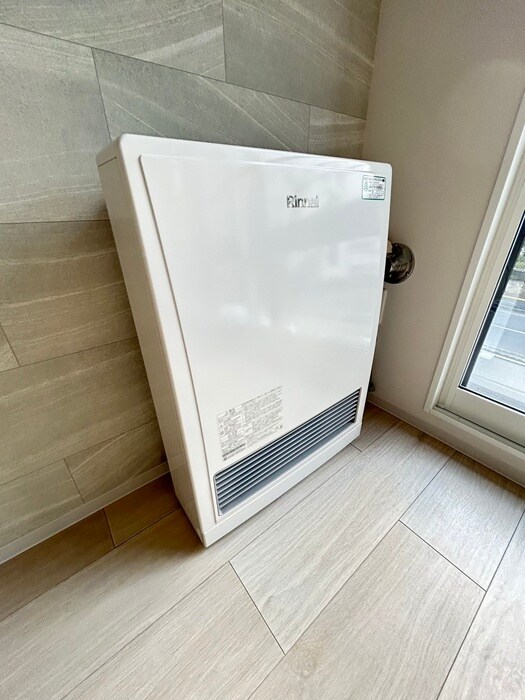 アルファスクエア学園前の物件内観写真