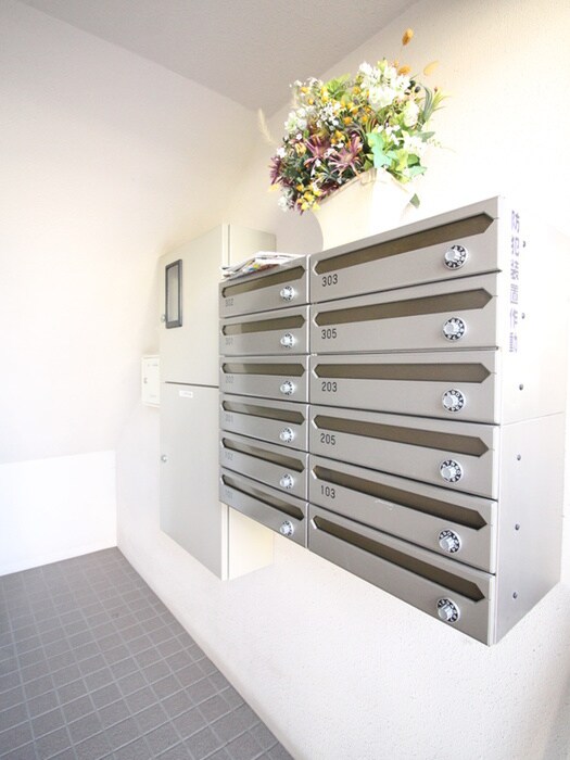 CORPOｸﾘｵﾈの物件外観写真