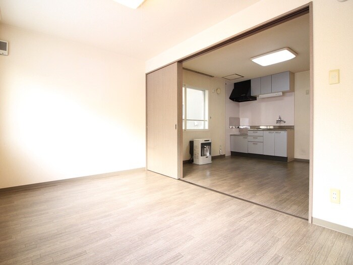 CORPOｸﾘｵﾈの物件内観写真