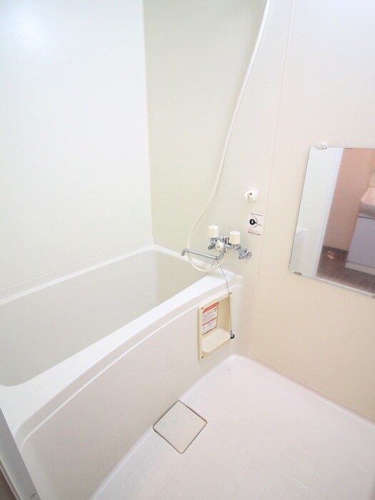 CORPOｸﾘｵﾈの物件内観写真