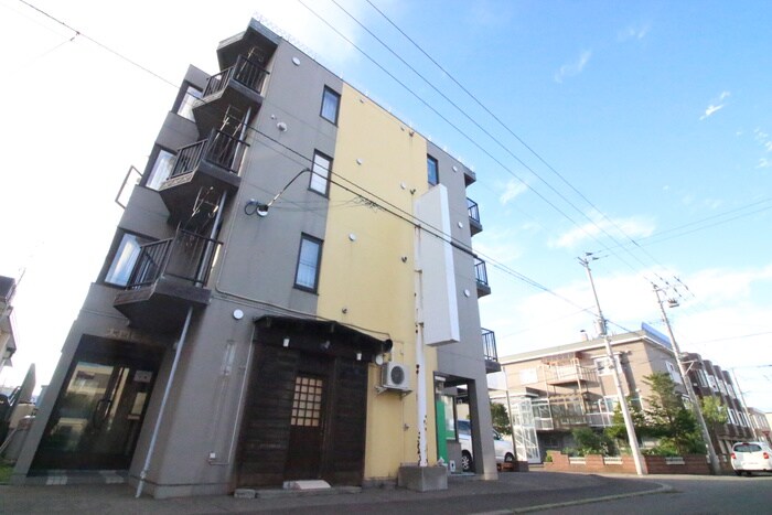 太閤ビルの物件外観写真