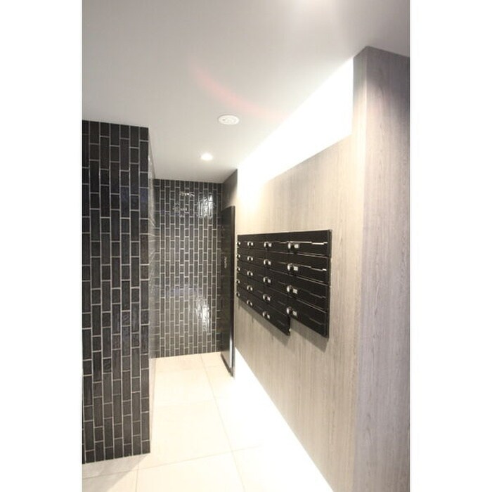 White spanker南郷7丁目の物件外観写真