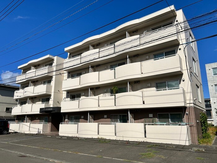 グランメ－ル弘道館第１の物件外観写真