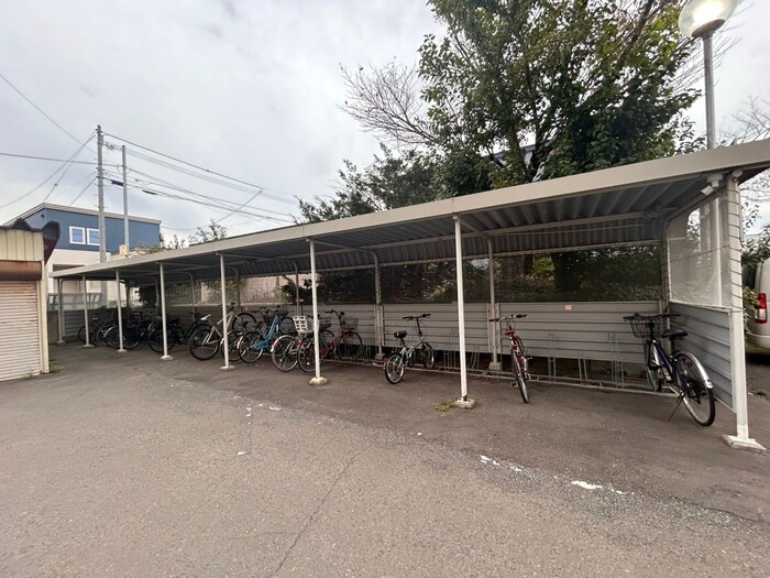 平岸パ－ルハイムの物件外観写真