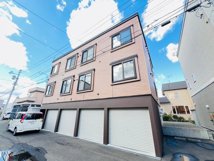 エクセレント３０の物件外観写真