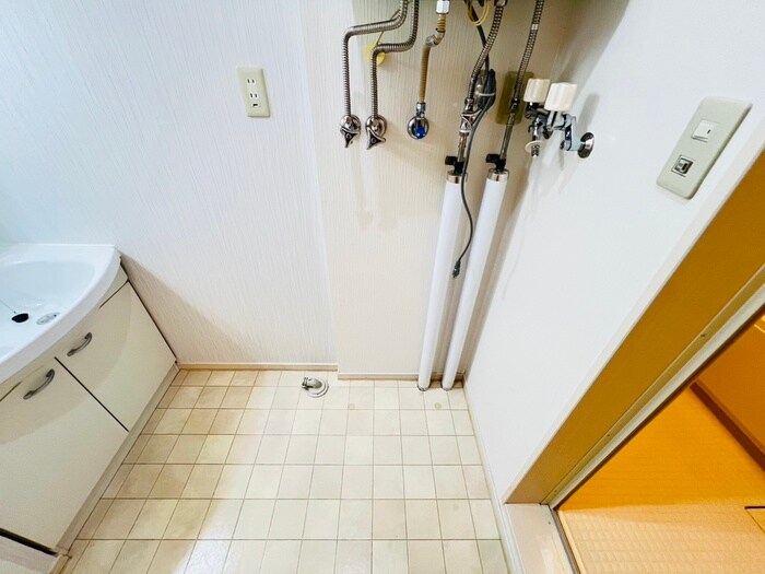 メニーズコート開成の物件内観写真