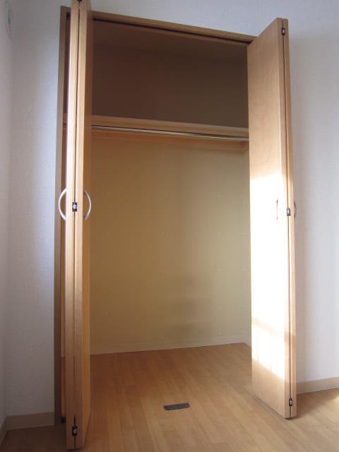 ヤマネＢＬＤの物件内観写真