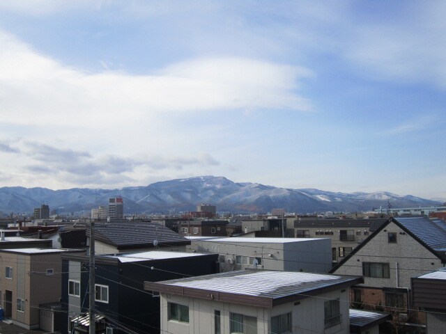 ヤマネＢＬＤの物件内観写真