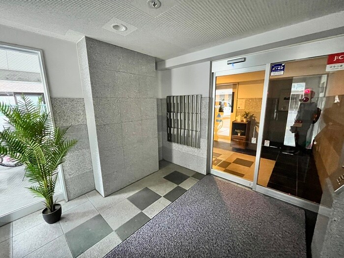 Ｍ　ｓｔａｇｅの物件外観写真