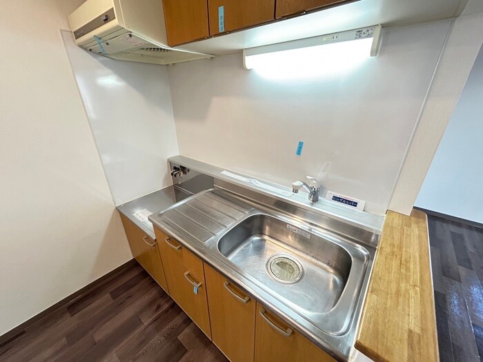 センチュリ－スペ－ス中央４１１の物件内観写真