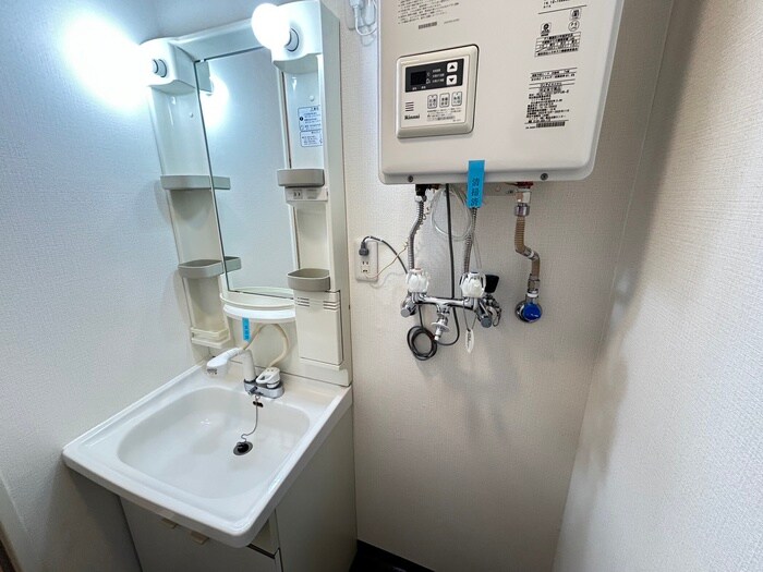 センチュリ－スペ－ス中央４１１の物件内観写真