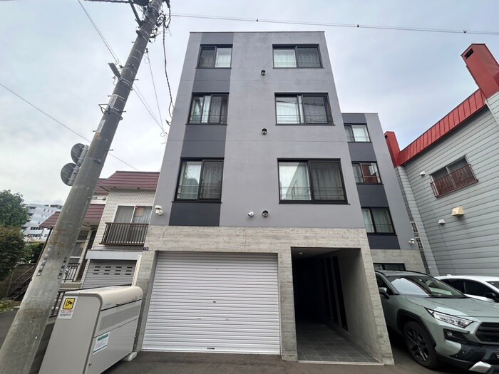 スフィーダ平岸の物件外観写真