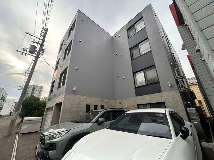 スフィーダ平岸の物件外観写真