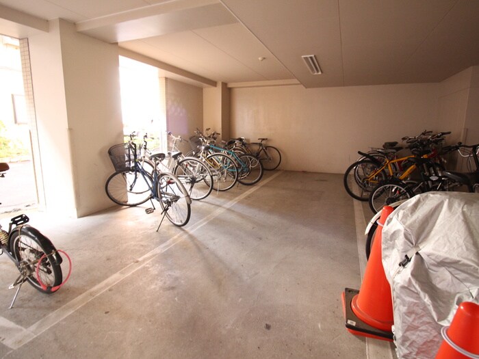 セントポ－リアカル－アの物件外観写真