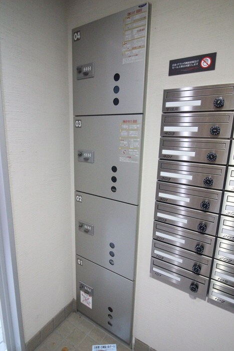 Riso　Luciaの物件外観写真