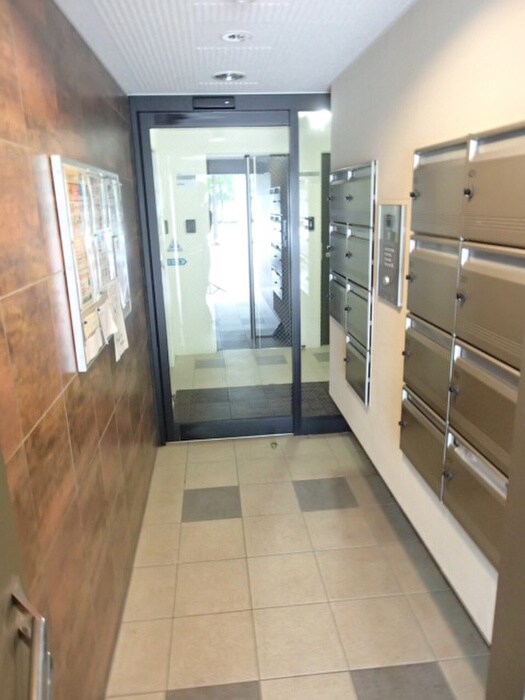 エ－ル平岸の物件外観写真