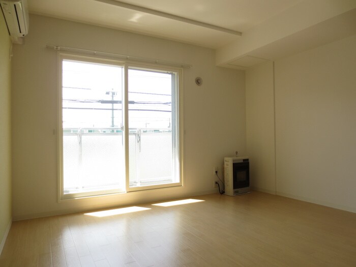 ロ－ズウッドナカノシマの物件内観写真