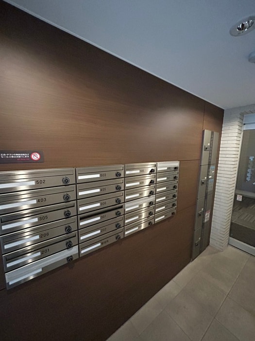 ロ－ズウッドナカノシマの物件外観写真