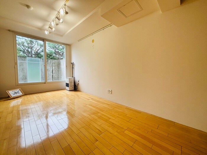 ＭＯＤＵＬＯＲ南円山の物件内観写真