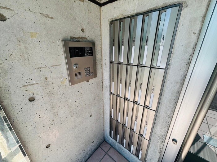 ＭＯＤＵＬＯＲ南円山の物件外観写真