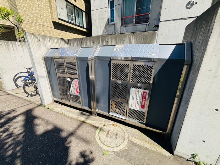 ＭＯＤＵＬＯＲ南円山の物件外観写真