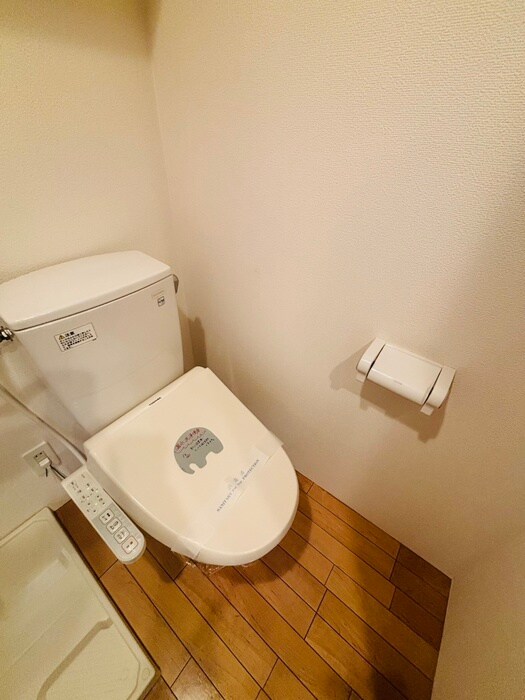 ＭＯＤＵＬＯＲ南円山の物件内観写真