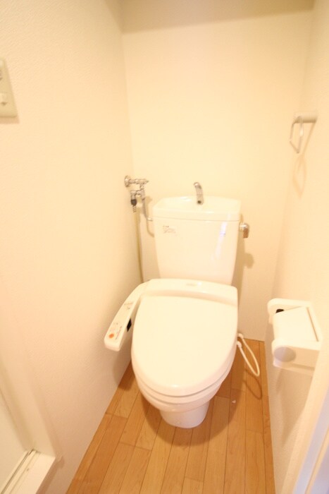 ＭＯＤＵＬＯＲ南円山の物件内観写真