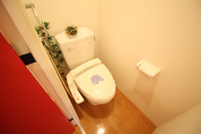 ＭＯＤＵＬＯＲ南円山の物件内観写真