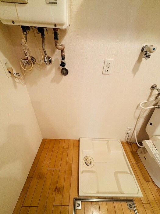 ＭＯＤＵＬＯＲ南円山の物件内観写真