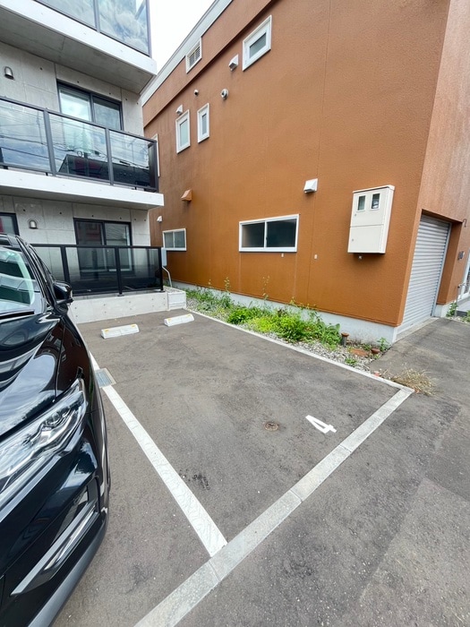 RESIDENCE SHINMEI 新道東の物件外観写真