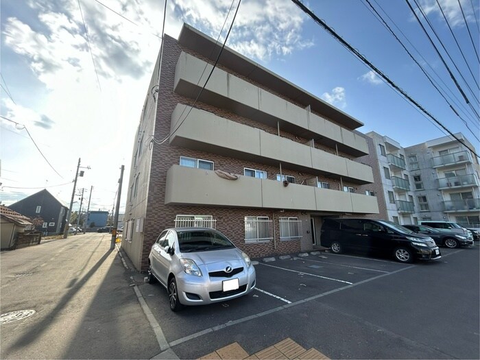 フォ－レスト元町の物件外観写真