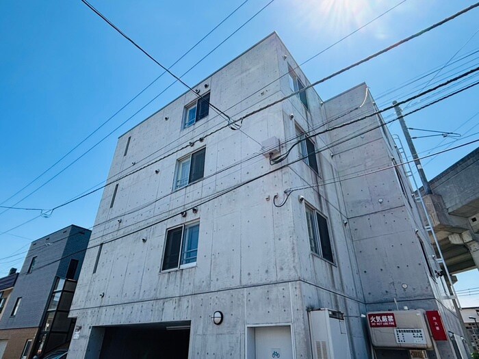 セントベル八軒の物件外観写真