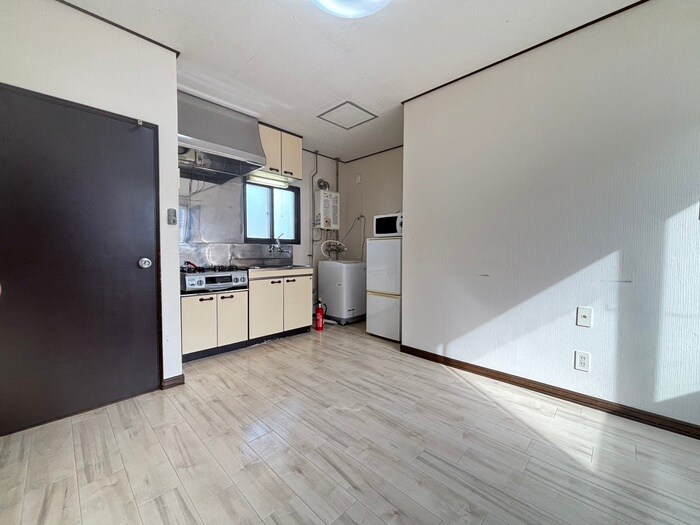 Azzurro24の物件内観写真