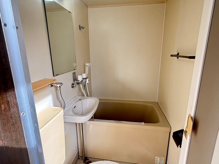 Azzurro24の物件内観写真