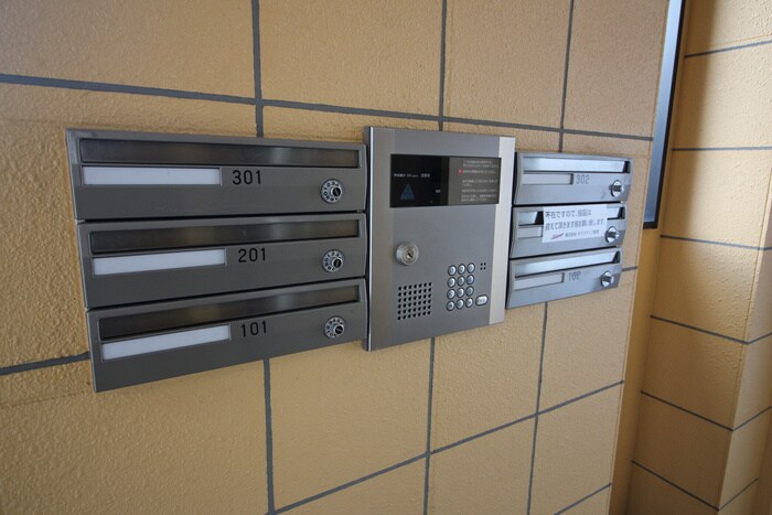 ルピナス３条館の物件外観写真