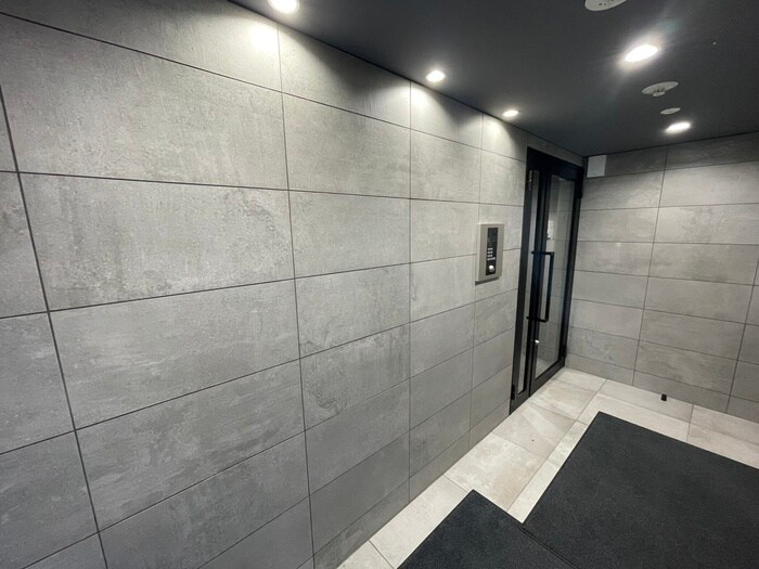 Halenix札幌医大前の物件外観写真