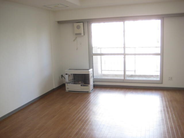 サンシャイン円山の物件内観写真
