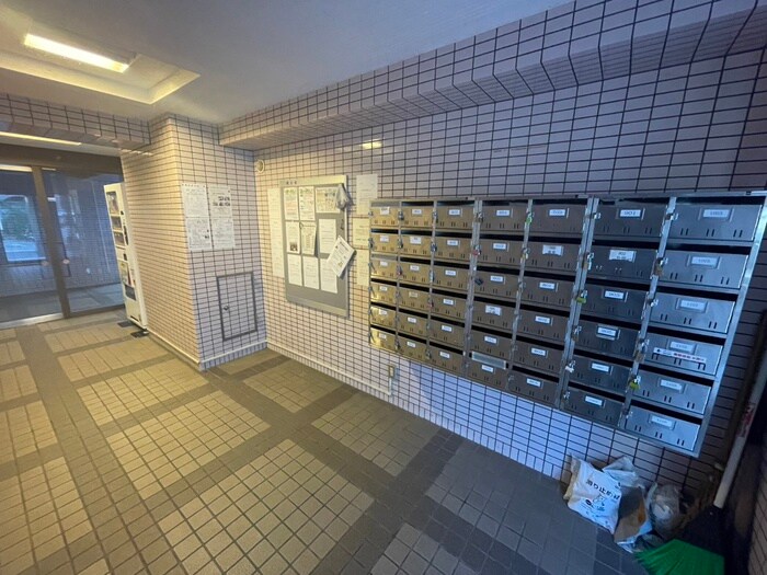 サンシャイン円山の物件外観写真