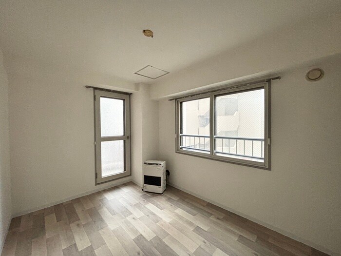 サンシャイン円山の物件内観写真