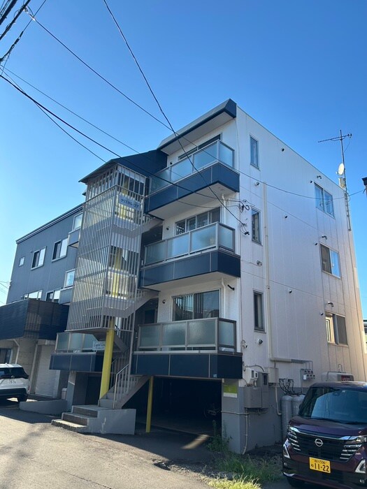 クリスタルコアの物件外観写真