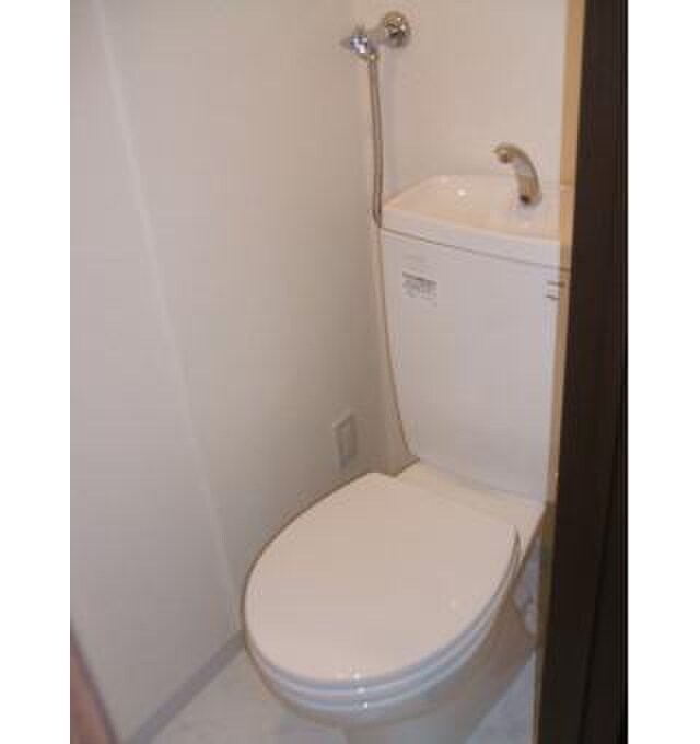 トライフォ－ス１２の物件内観写真